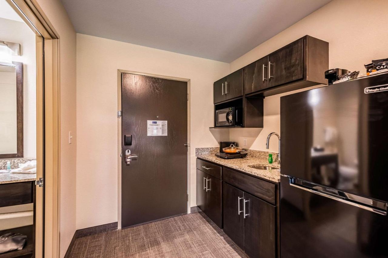 Mainstay Suites Sarasota I-75 Fruitville Экстерьер фото