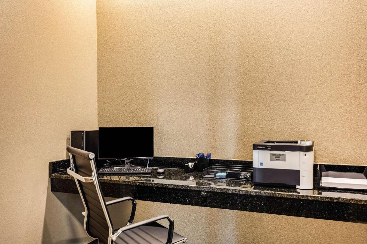 Mainstay Suites Sarasota I-75 Fruitville Экстерьер фото